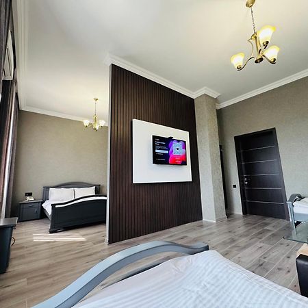 Capital Hotel Jereván Kültér fotó