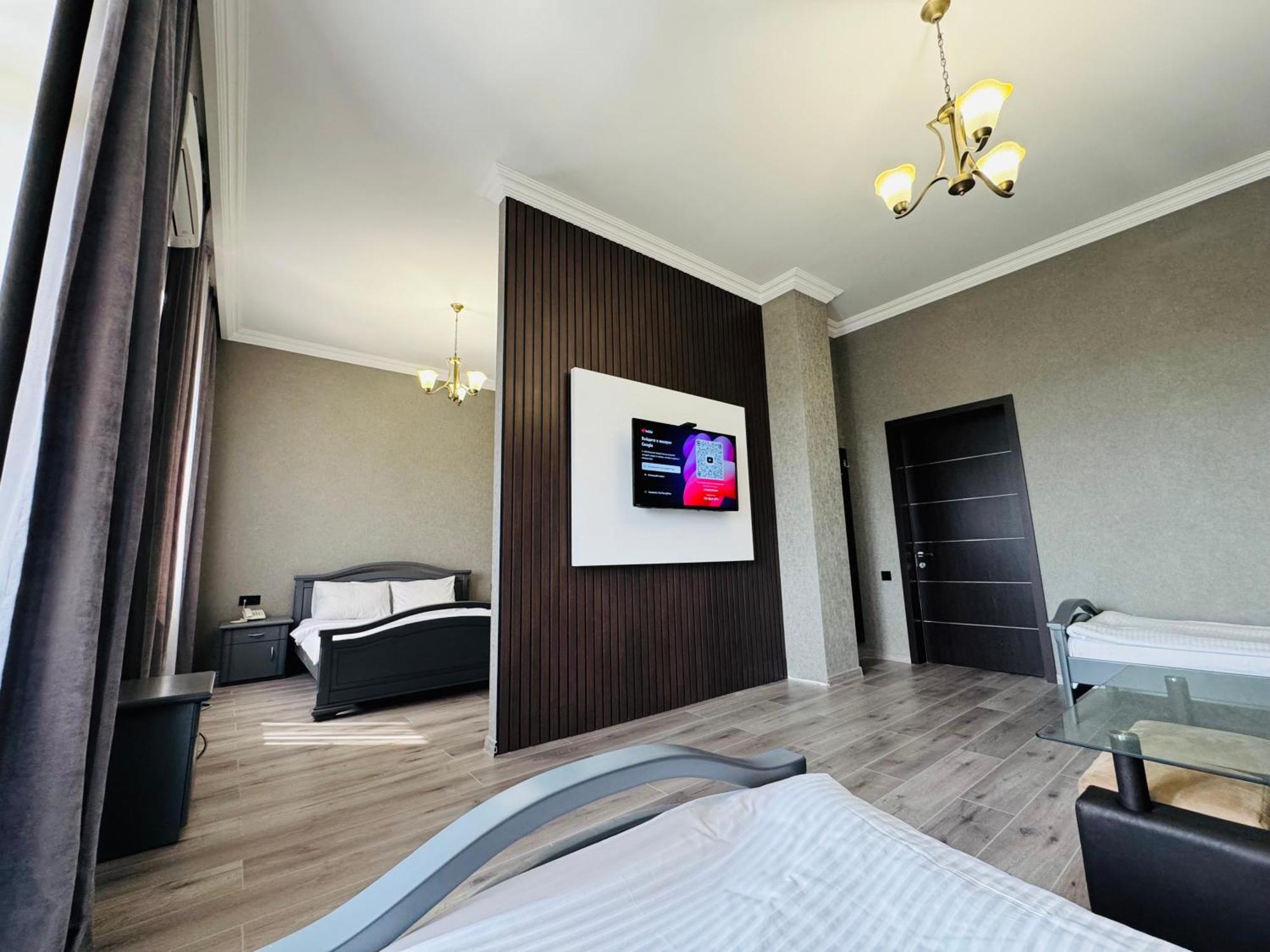 Capital Hotel Jereván Kültér fotó