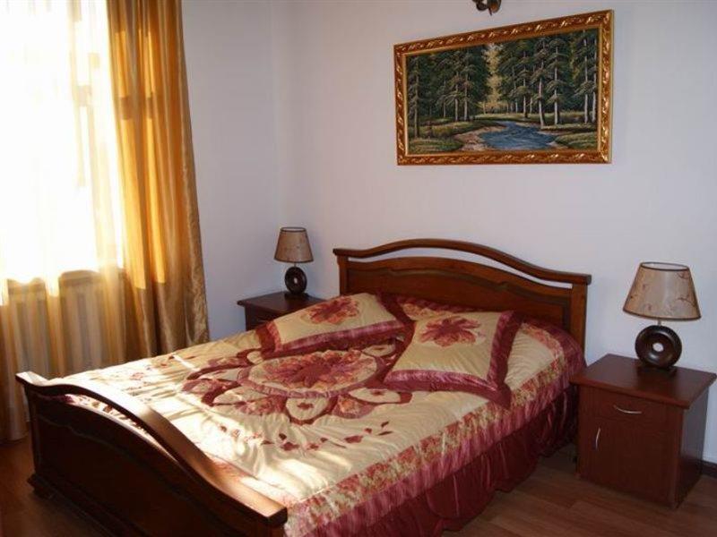 Capital Hotel Jereván Kültér fotó