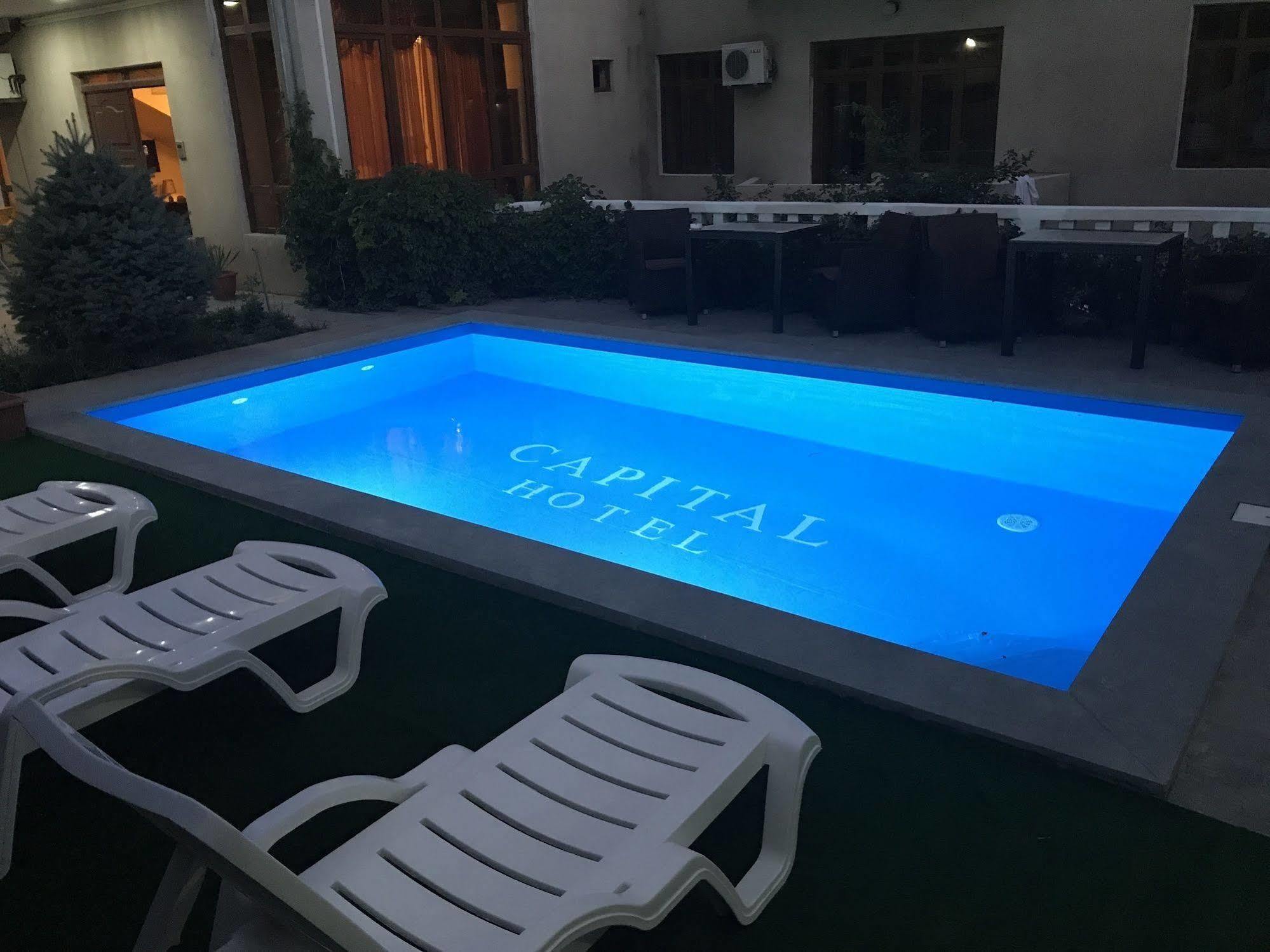 Capital Hotel Jereván Kültér fotó